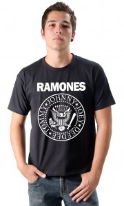 Camiseta Ramones Masculina (Estampa Branca)